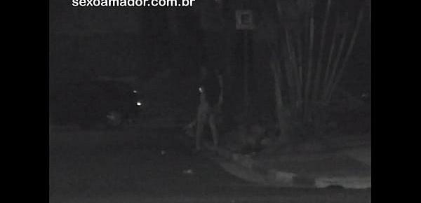  Homem grava vídeo de prostituta fazendo ponto em avenida de São Paulo - Brasil